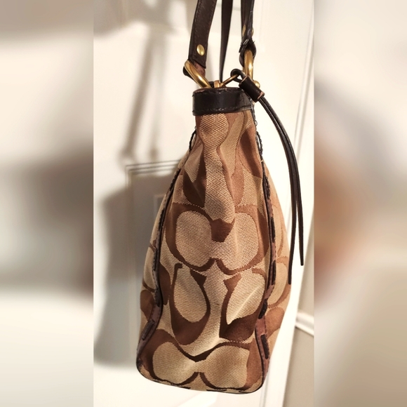 Coach Signature Shoulder Tote Bag Canvas & Leather 15" X 10 1/2" - Picture 4 of 16